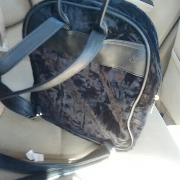 Bookbag - Picture 2 of 4